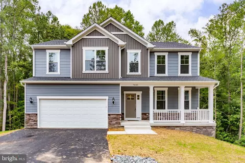 7445 Long Leaf Ln, King George, VA 22485