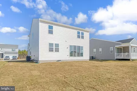 Exterior - 6318 Pointer Ln, King George, VA 22485 photo 3 of 6