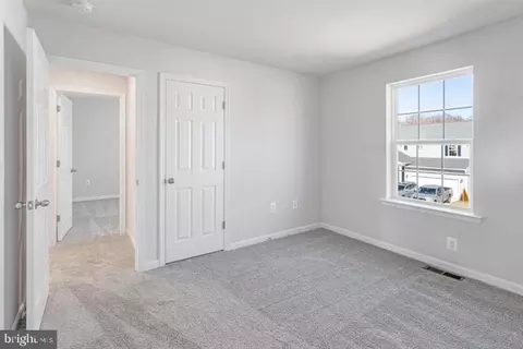 Entry Way - 6318 Pointer Ln, King George, VA 22485 photo 16 of 18