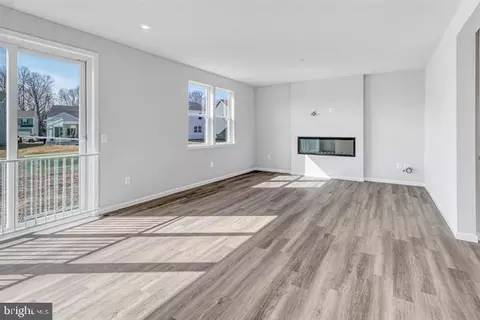 Living - 6318 Pointer Ln, King George, VA 22485 photo 1 of 1