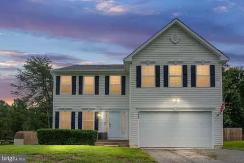 8477 Newton Ln, King George, VA 22485