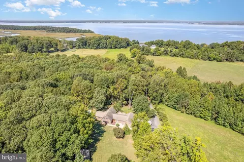 14851 Azurite Dr, King George, VA 22485
