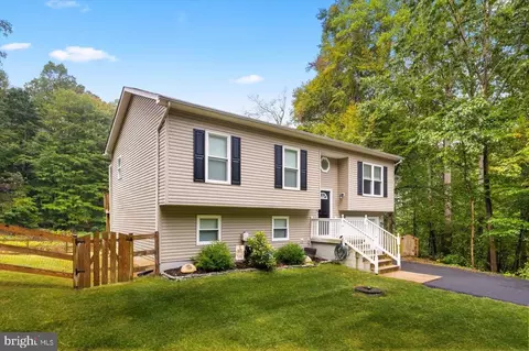 6234 Wheeler Dr, King George, VA 22485