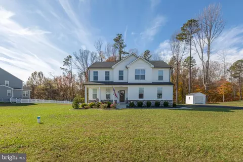 9122 Arcadia Dr, King George, VA 22485