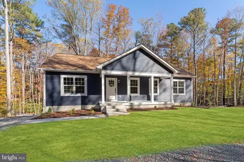 13119 Thunder Rd, King George, VA 22485