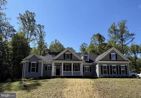 9289 Coralberry Dr, King George, VA 22485