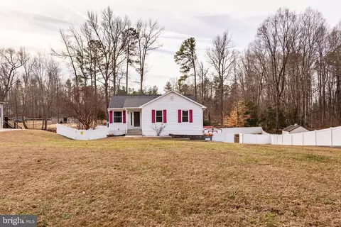 9672 Mohawk Dr, King George, VA 22485