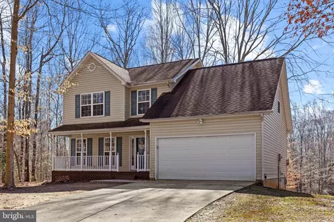 9279 Inaugural Dr, King George, VA 22485