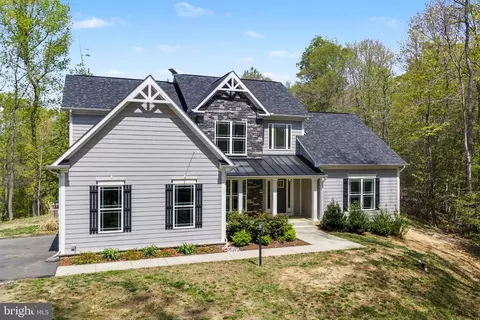 7195 Compass Ct, King George, VA 22485