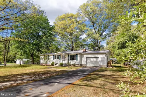 8334 Indiantown Rd, King George, VA 22485