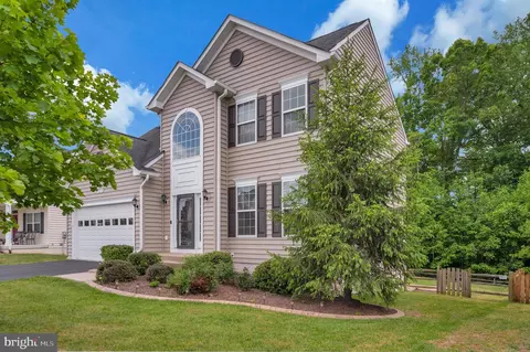 5236 Longbow Rd, King George, VA 22485