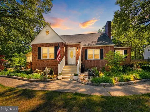 16400 Forrest Rd, King George, VA 22485
