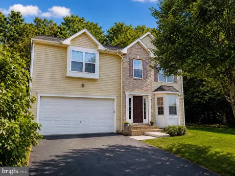1262 Winfield Ct, King George, VA 22485