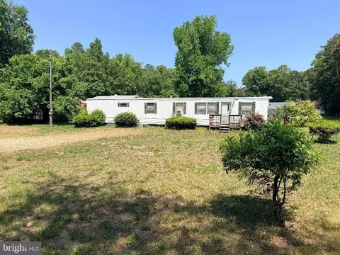 10387 Tetotum Rd, King George, VA 22485