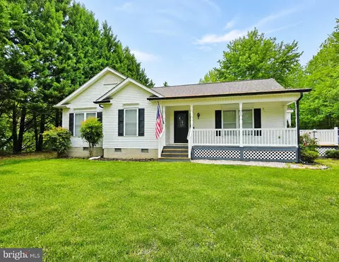 9641 Pamunkey Dr, King George, VA 22485