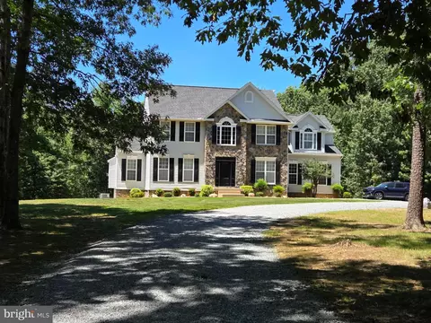 9206 Sandy Beach Ln, King George, VA 22485