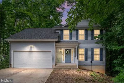 8389 Tompkins Dr, King George, VA 22485