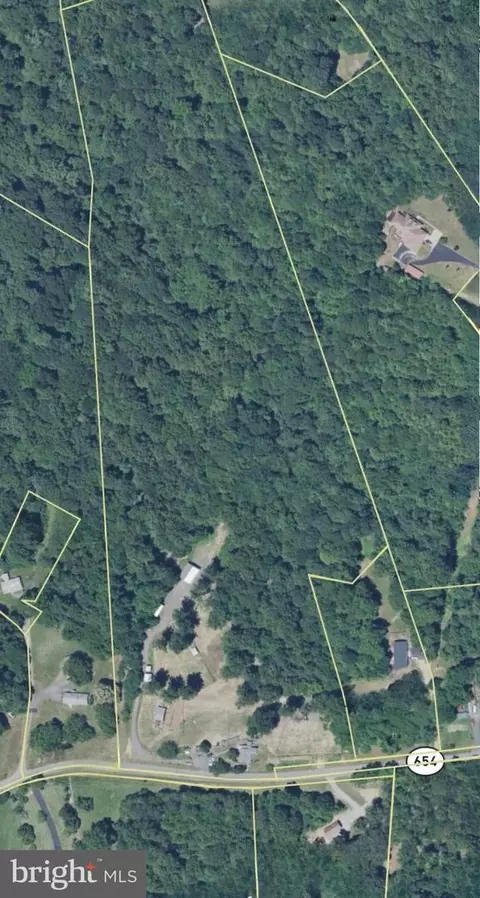2137 Belvedere Dr, King George, VA 22485