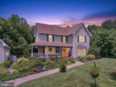 11004 Laforce Ln, King George, VA 22485