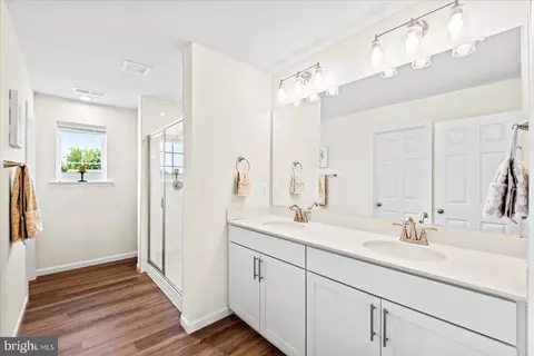 Entry Way - 6325 Pointer Ln, King George, VA 22485 photo 6 of 6