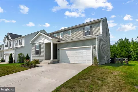 Exterior - 6325 Pointer Ln, King George, VA 22485 photo 3 of 9