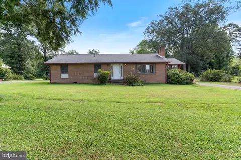 5405 Duclos Ln, King George, VA 22485