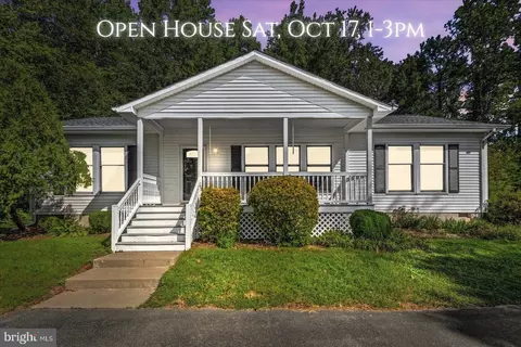 10137 Madison Dr, King George, VA 22485