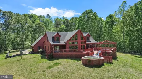 289 Ground Hog Way, Newtown, VA 23126