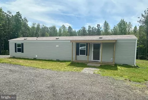 568 Reed Bridge Farm Rd, Bruington, VA 23023
