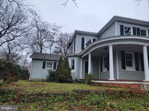 333 5th, West Point, VA 23181