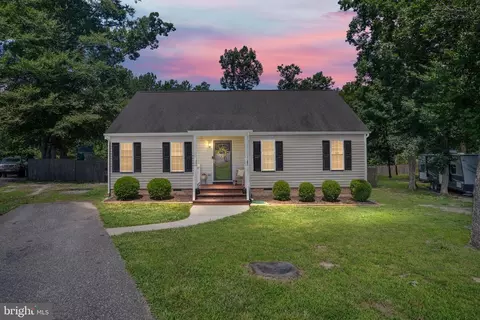 104 St Charles Ct, Aylett, VA 23009