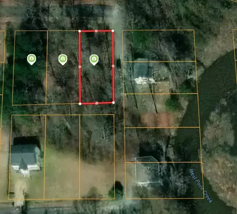 2509 22nd St, West Point, VA 23181