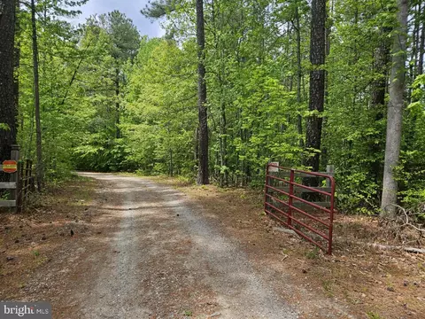29 Eastham Road, Bumpass, VA 23024
