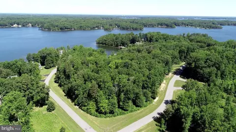 7 Rainbow Ridge, Bumpass, VA 23024