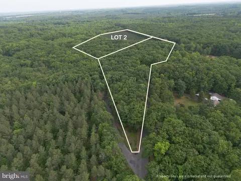 2 Roundabout Road, Louisa, VA 23093