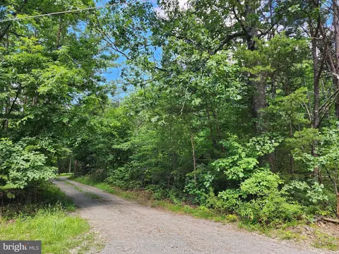 lot1 Walnut Shade Rd, Louisa, VA 23093