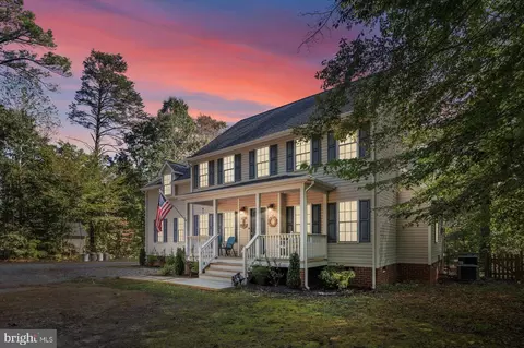 100 Hemlock Ln, Mineral, VA 23117
