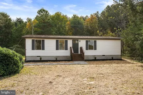 3552 Johnson Rd, Mineral, VA 23117