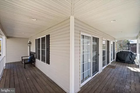Exterior - 14 Oak Rd, Bumpass, VA 23024 photo 5 of 13