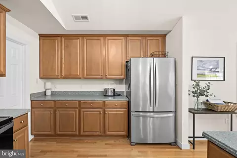 Kitchen - 14 Oak Rd, Bumpass, VA 23024 photo 4 of 5