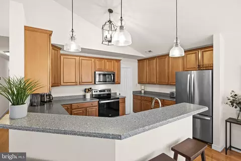 Kitchen - 14 Oak Rd, Bumpass, VA 23024 photo 1 of 5