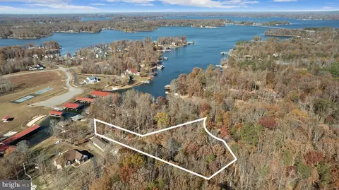 View/Area - 14 Oak Rd, Bumpass, VA 23024 photo 2 of 7