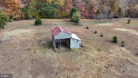 464 Belsches Rd, Bumpass, VA 23024 photo 4