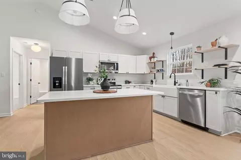 Kitchen - 145 Everett Ln, Mineral, VA 23117 photo 2 of 4