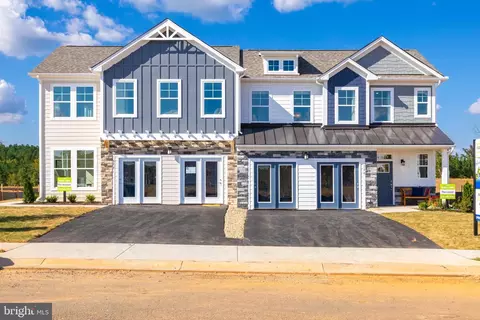 374 Bayberry Ln, Zion Crossroads, VA 22942