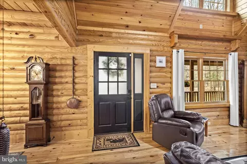 Entry Way - 17 Fox Run Forest Ln, Beaverdam, VA 23015 photo 1 of 1
