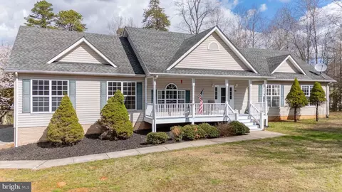 2203 Campbell Rd, Keswick, VA 22947