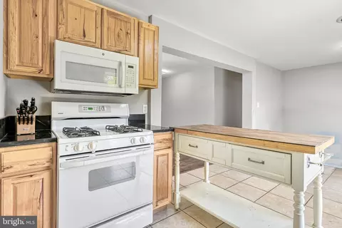Kitchen - 1062 Pendleton Rd, Mineral, VA 23117 photo 2 of 2