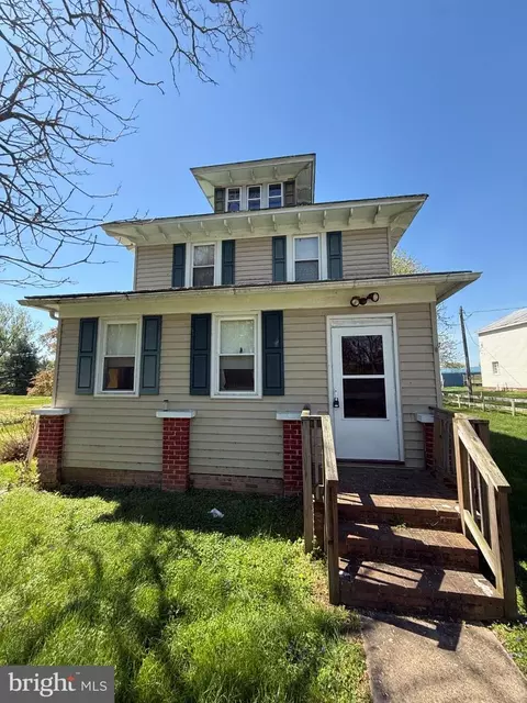 4689 Fredericks Hall Rd, Mineral, VA 23117