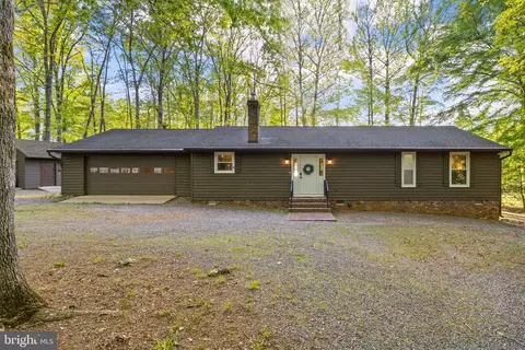 Exterior - 154 Becky Ct, Bumpass, VA 23024 photo 6 of 23